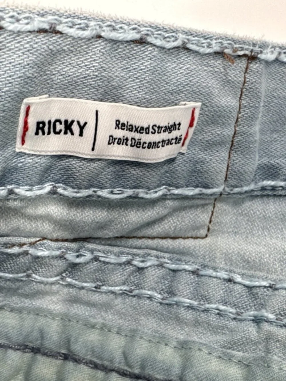 True Religion Jeans Mens 38x34 Ricky W Flap Relaxed Distressed Light Blue Holes